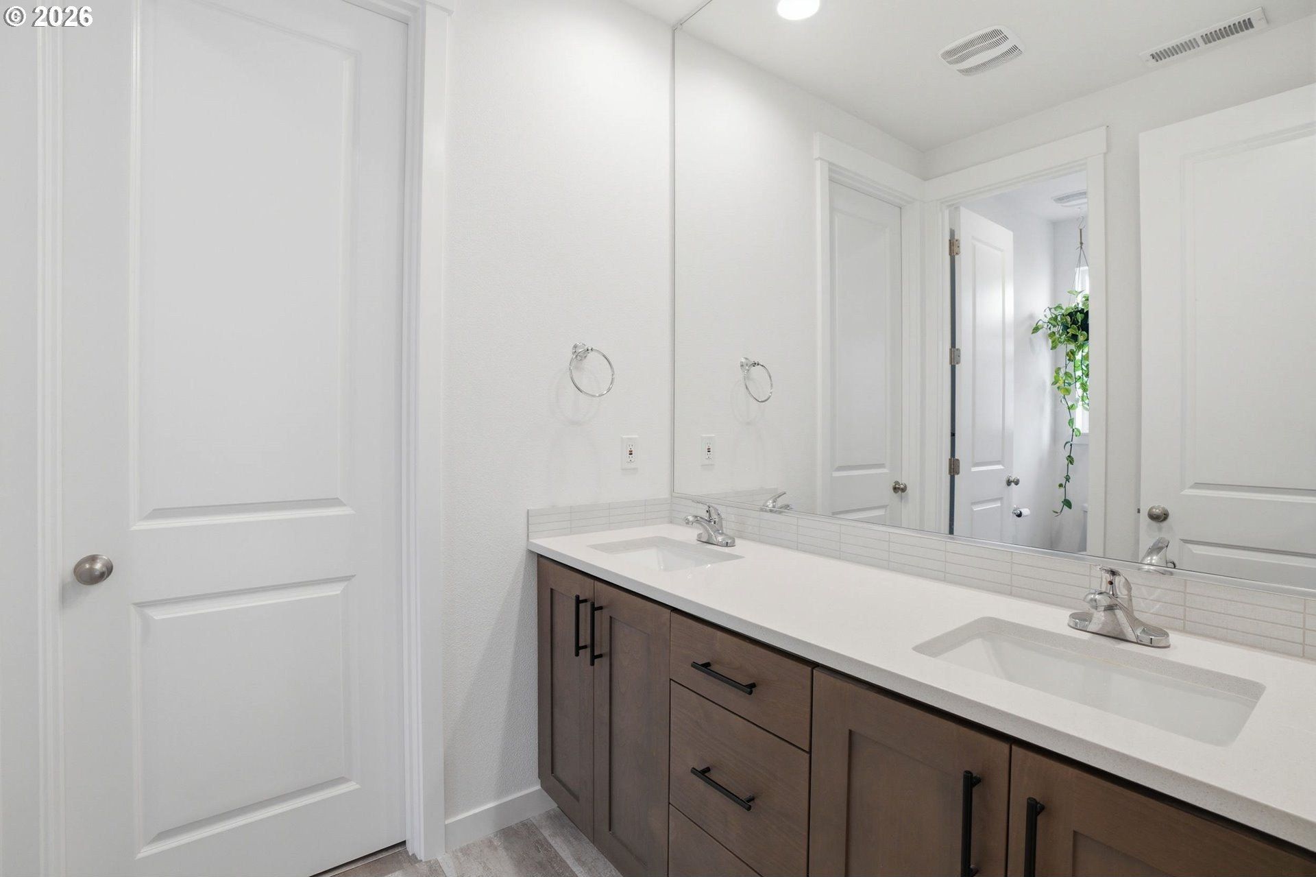 11664 Se Crown Point Way. Happy Valley, OR 97086