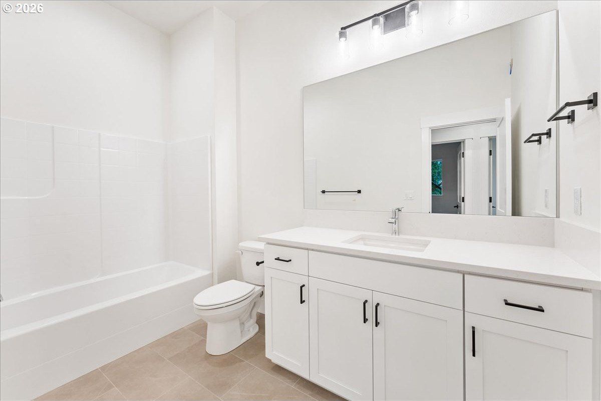 737 Se Forest Glen Rd. Estacada, OR 97023