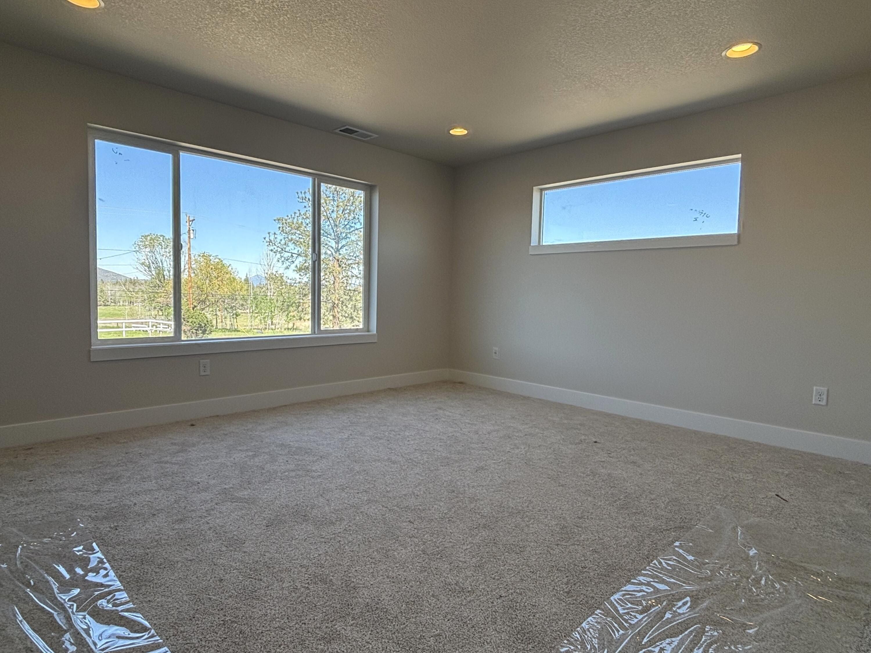 4317 Sw Reindeer Avenue Lot 11. Redmond, OR 97756
