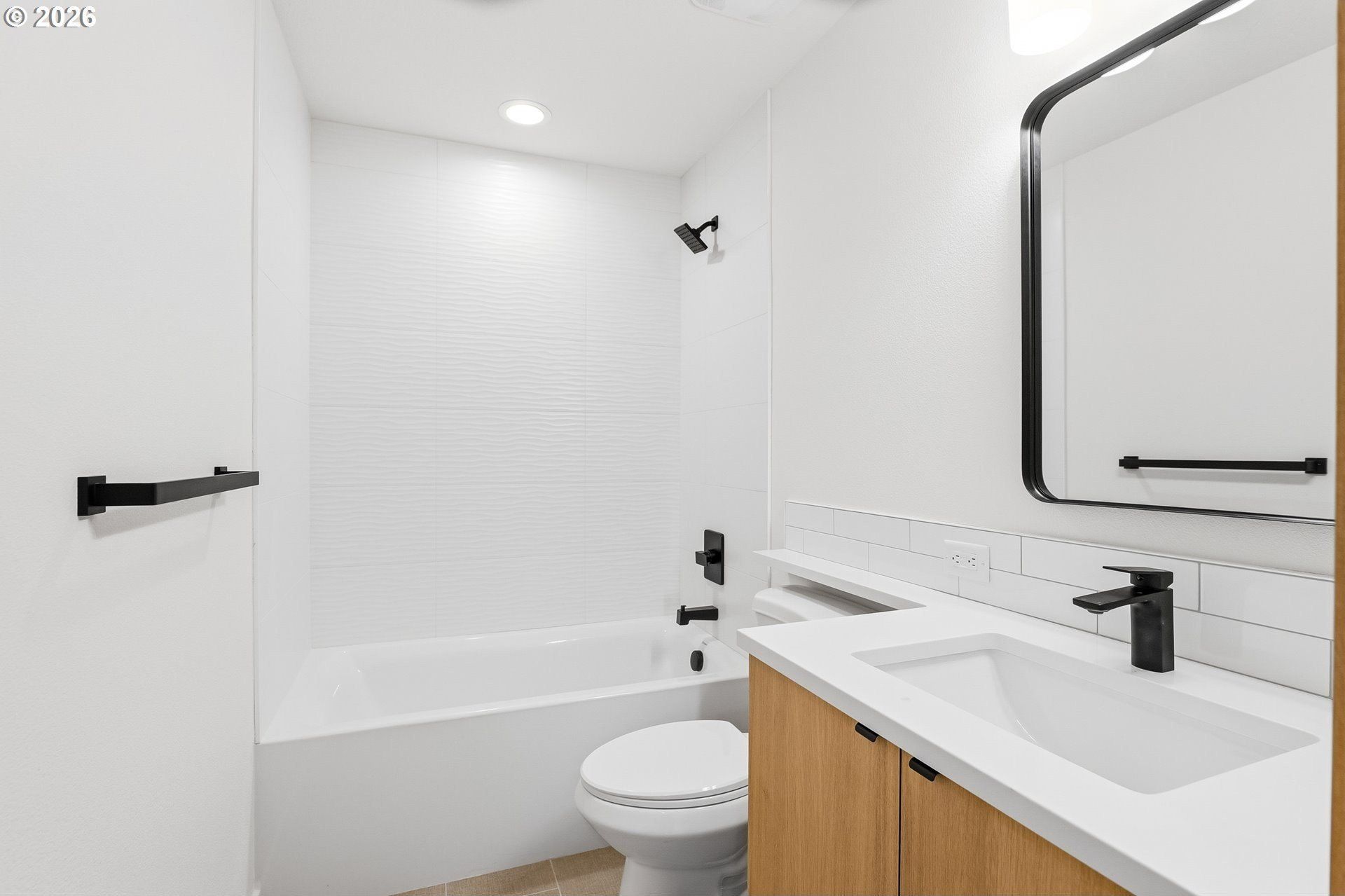 6792 Se Insley St. Portland, OR 97206