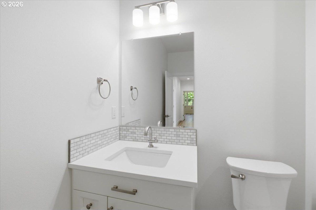 2147 Ne Spitz Rd. Canby, OR 97013