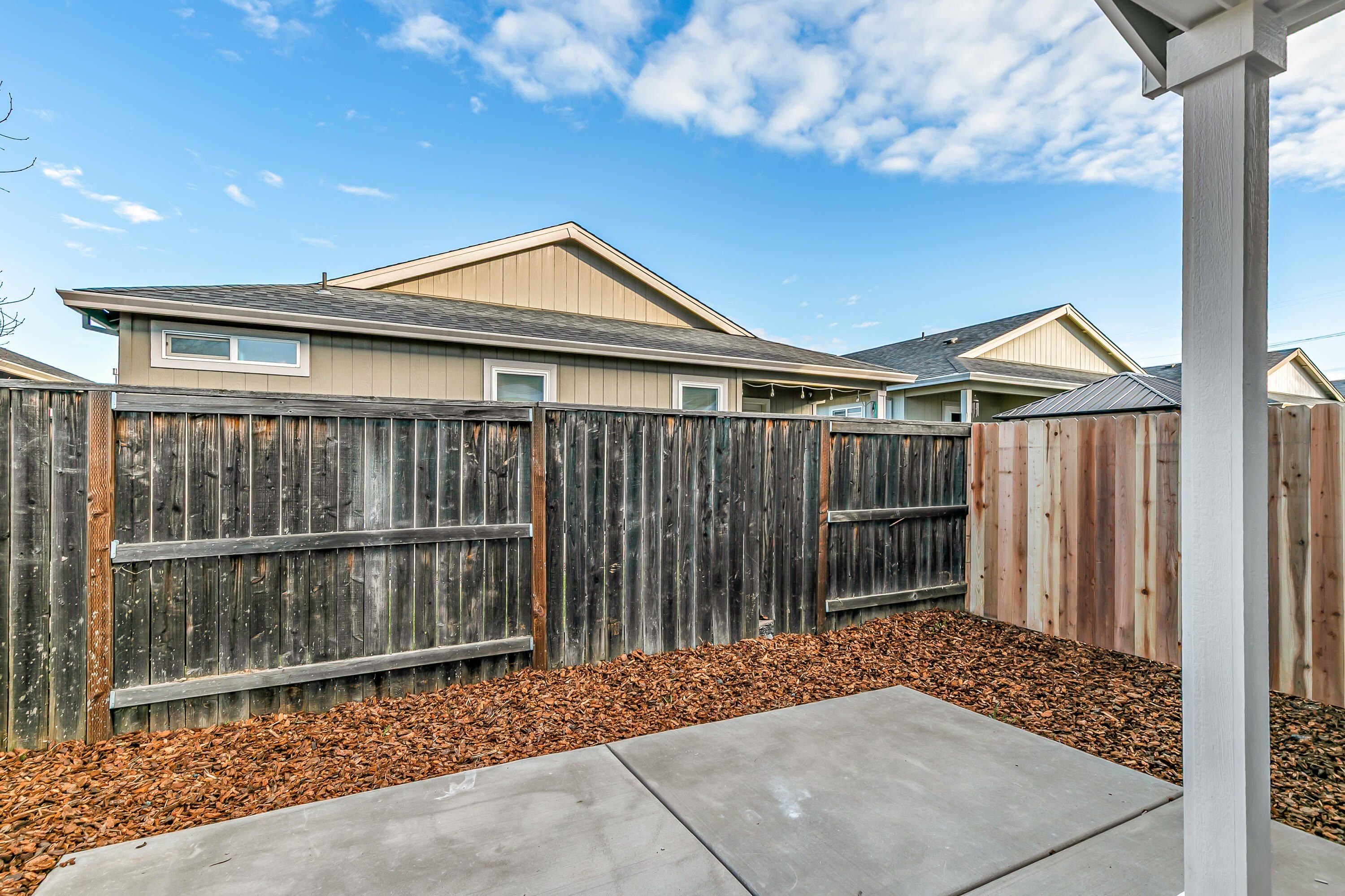 7422 Denman Court. White City, OR 97503