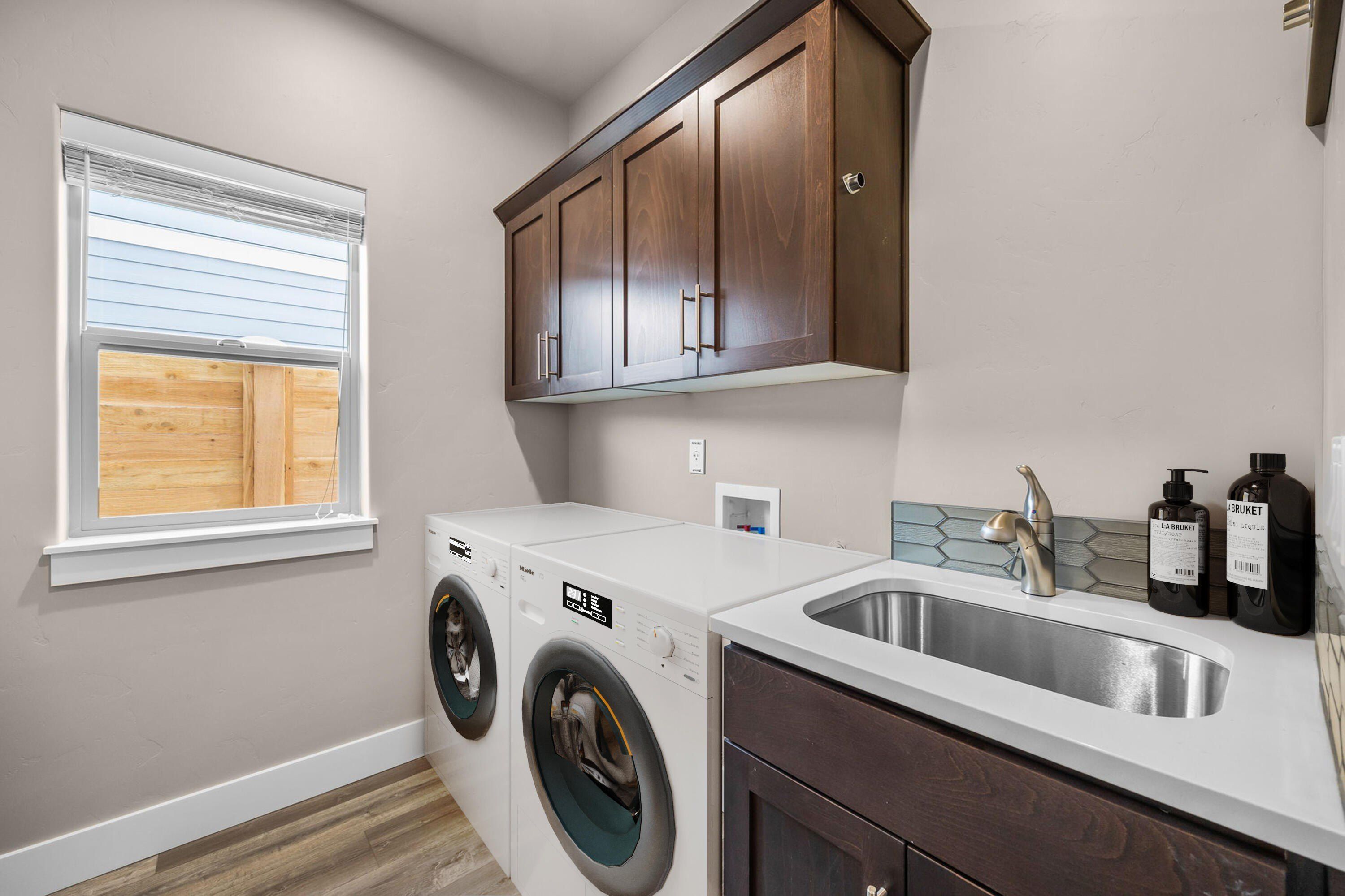 20591 Se Nina Avenue. Bend, OR 97702