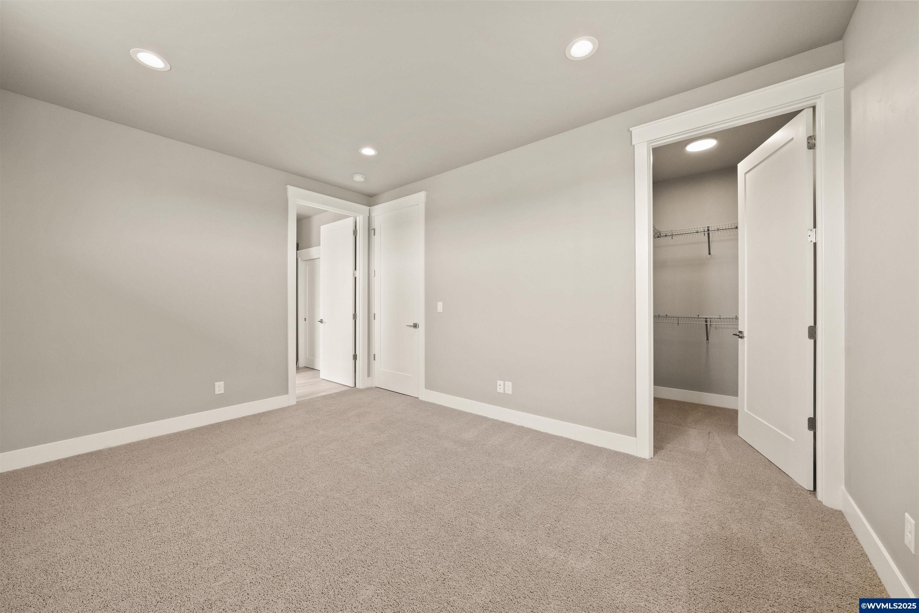 2522 Nw Redwood Cir. Redmond, OR 97756