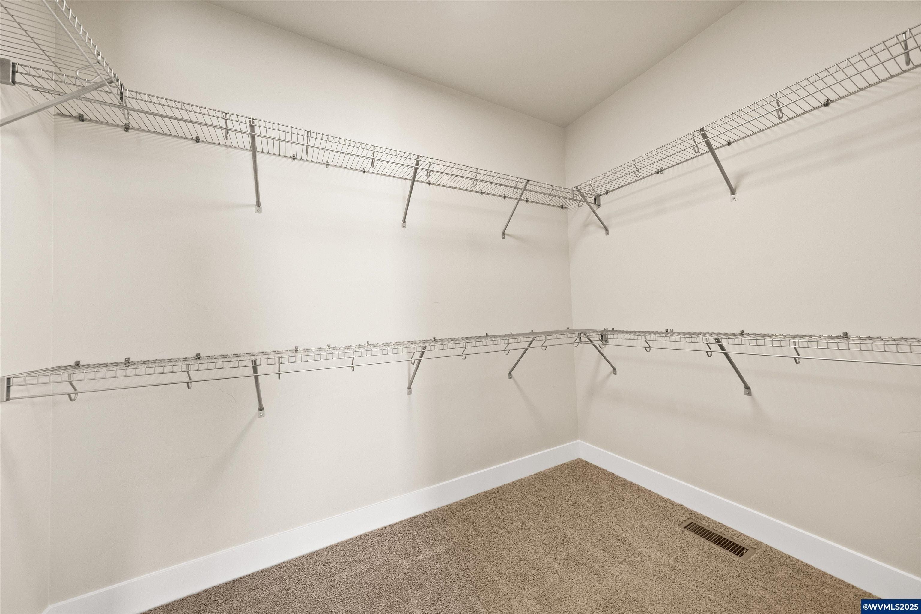 2528 Nw Redwood Cir. Redmond, OR 97756