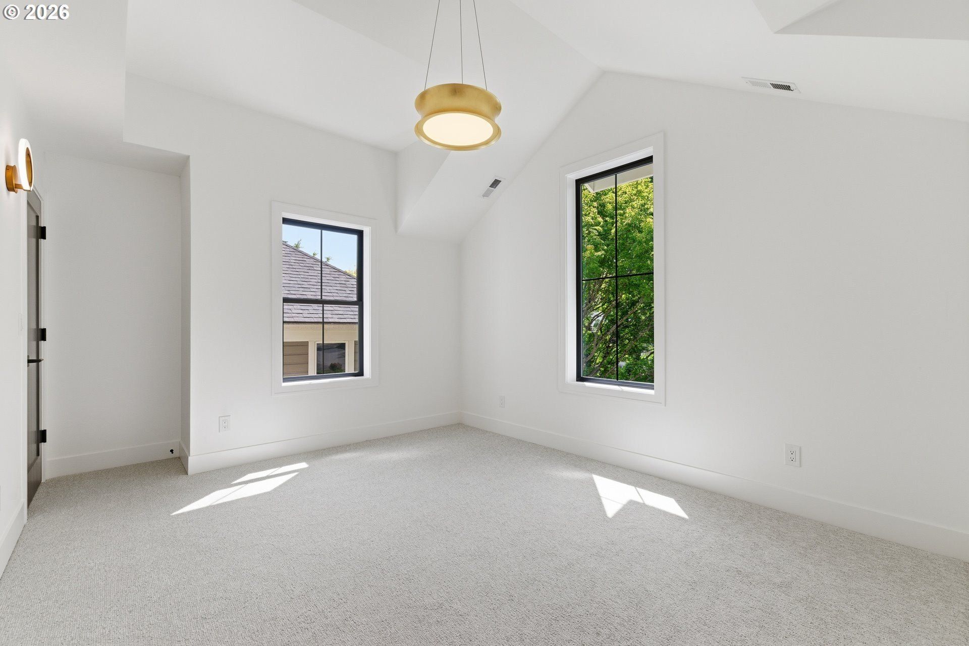 665 4Th St. Lake Oswego, OR 97034
