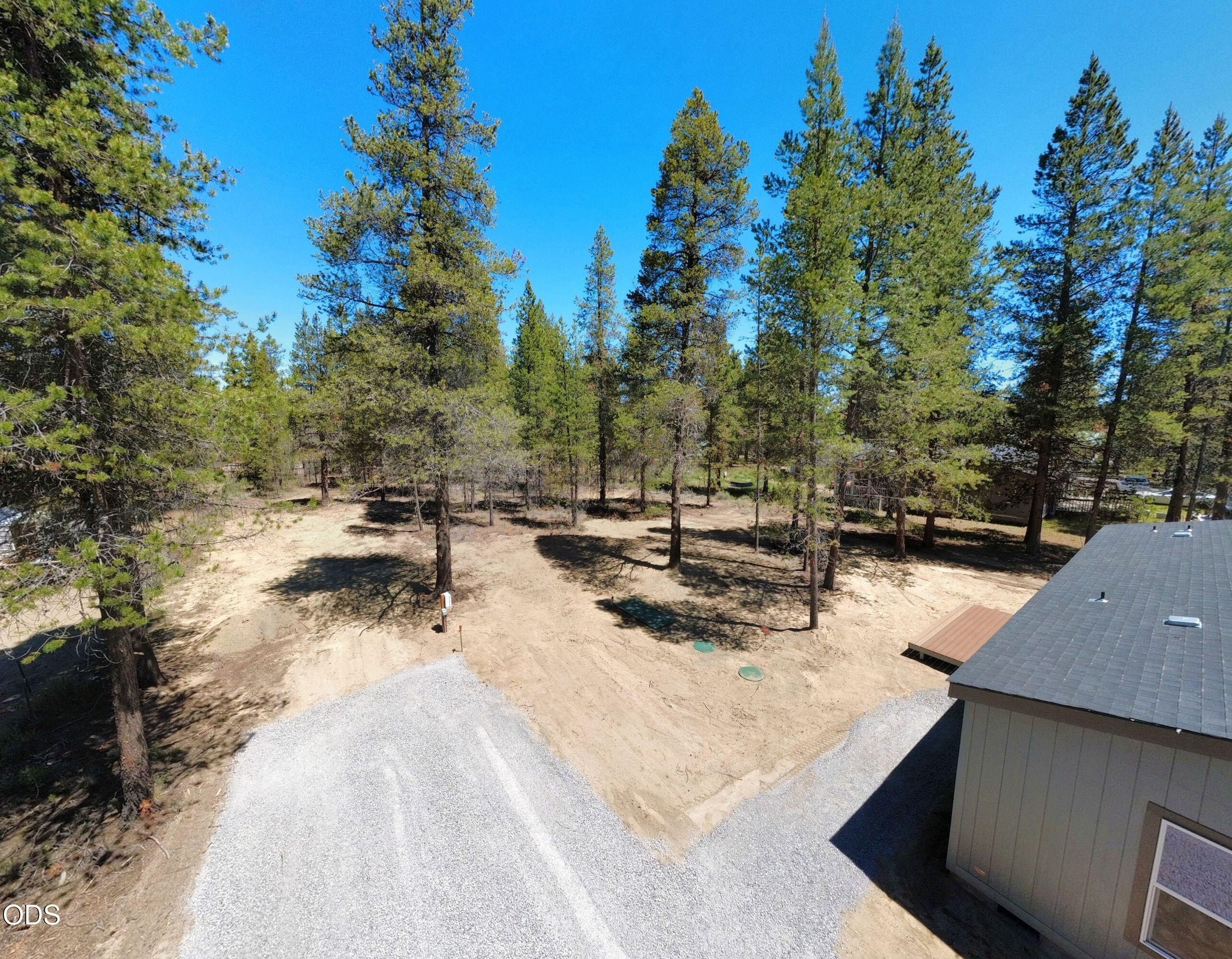 16164 Leona Lane. La Pine, OR 97739
