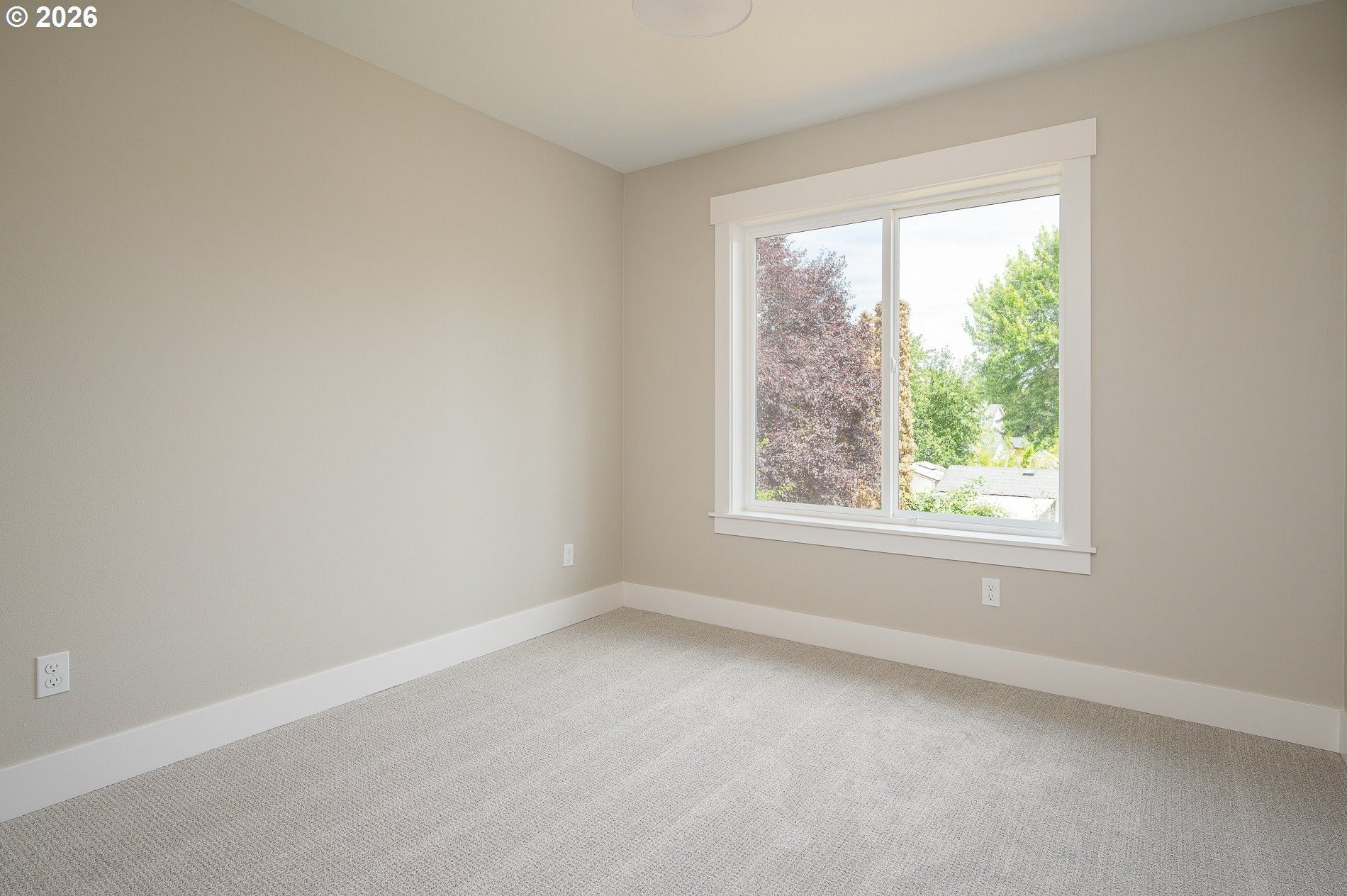 8425 Ne Hassalo St. Portland, OR 97220