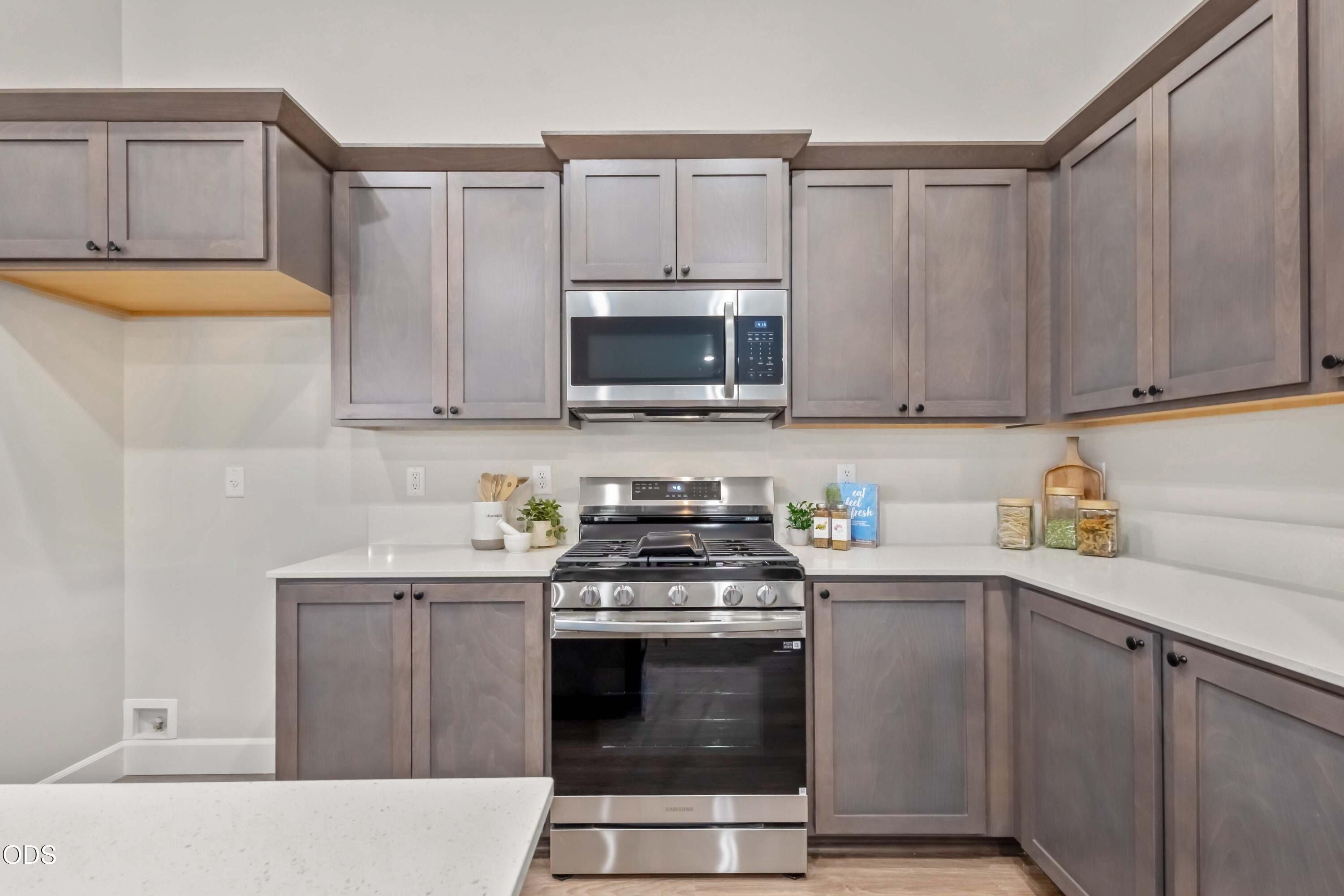 1298 Nw Fairway Drive. Madras, OR 97741