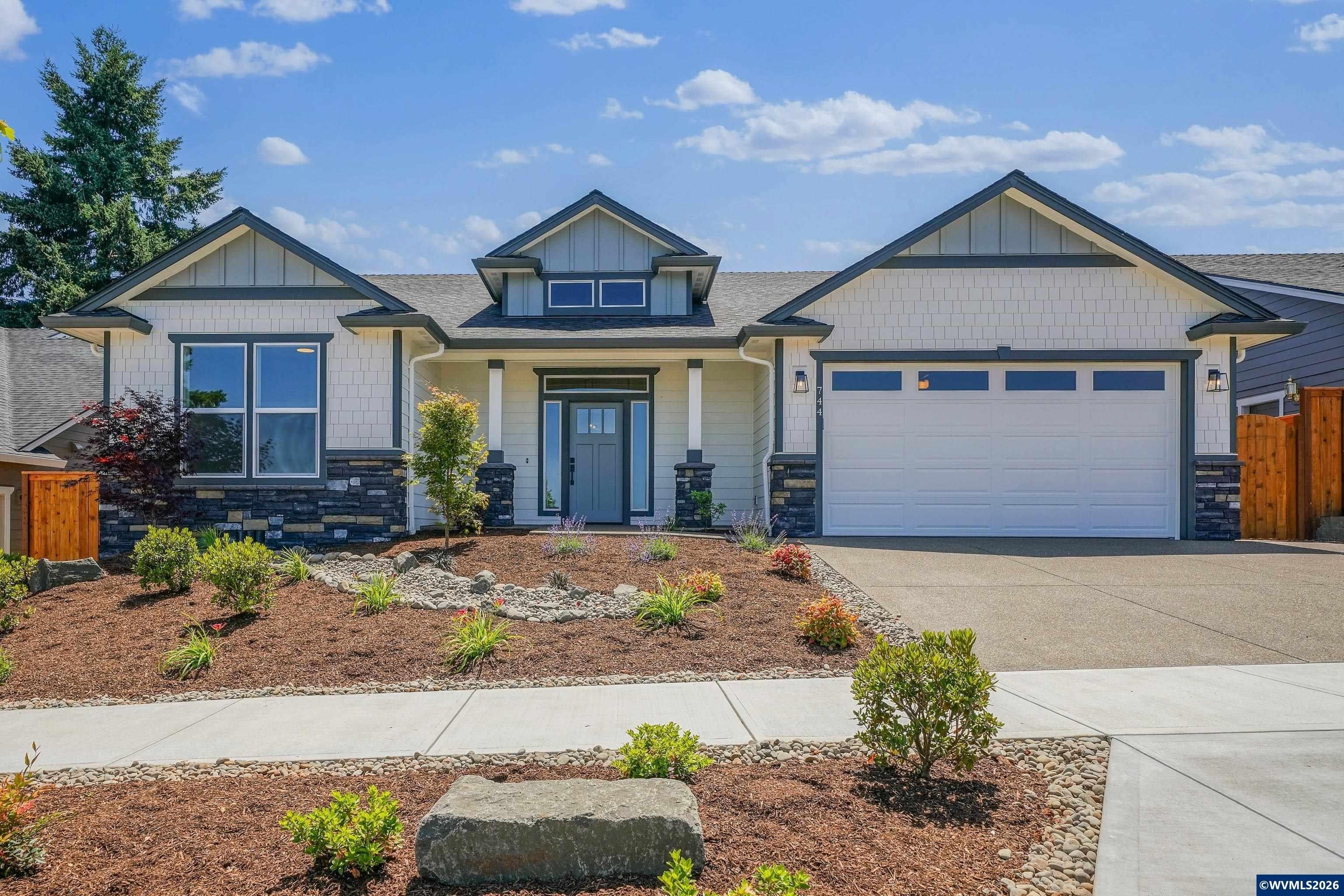 6672 Maddie Nichole St Se. Salem, OR 97306
