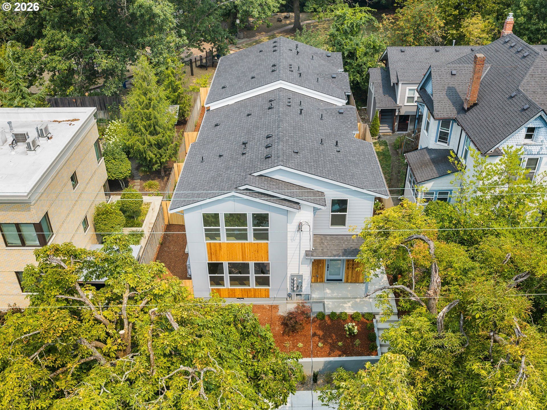 2731 Se Clinton St. Portland, OR 97202