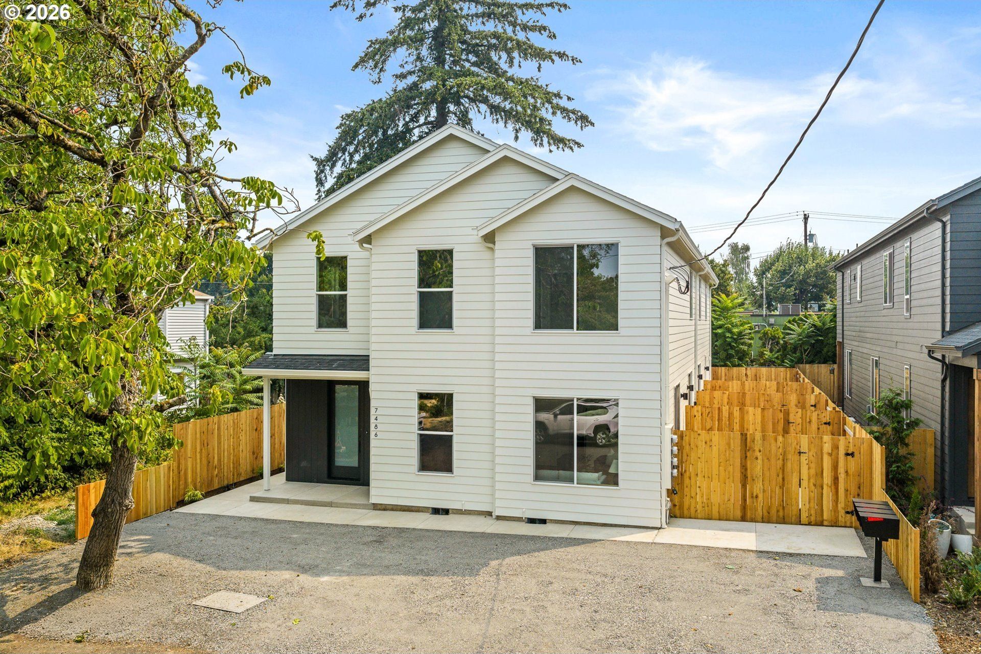 7484 Se 51St Ave. Portland, OR 97206