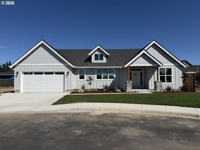 2160 Nw Fendle Way. Mcminnville, OR 97128