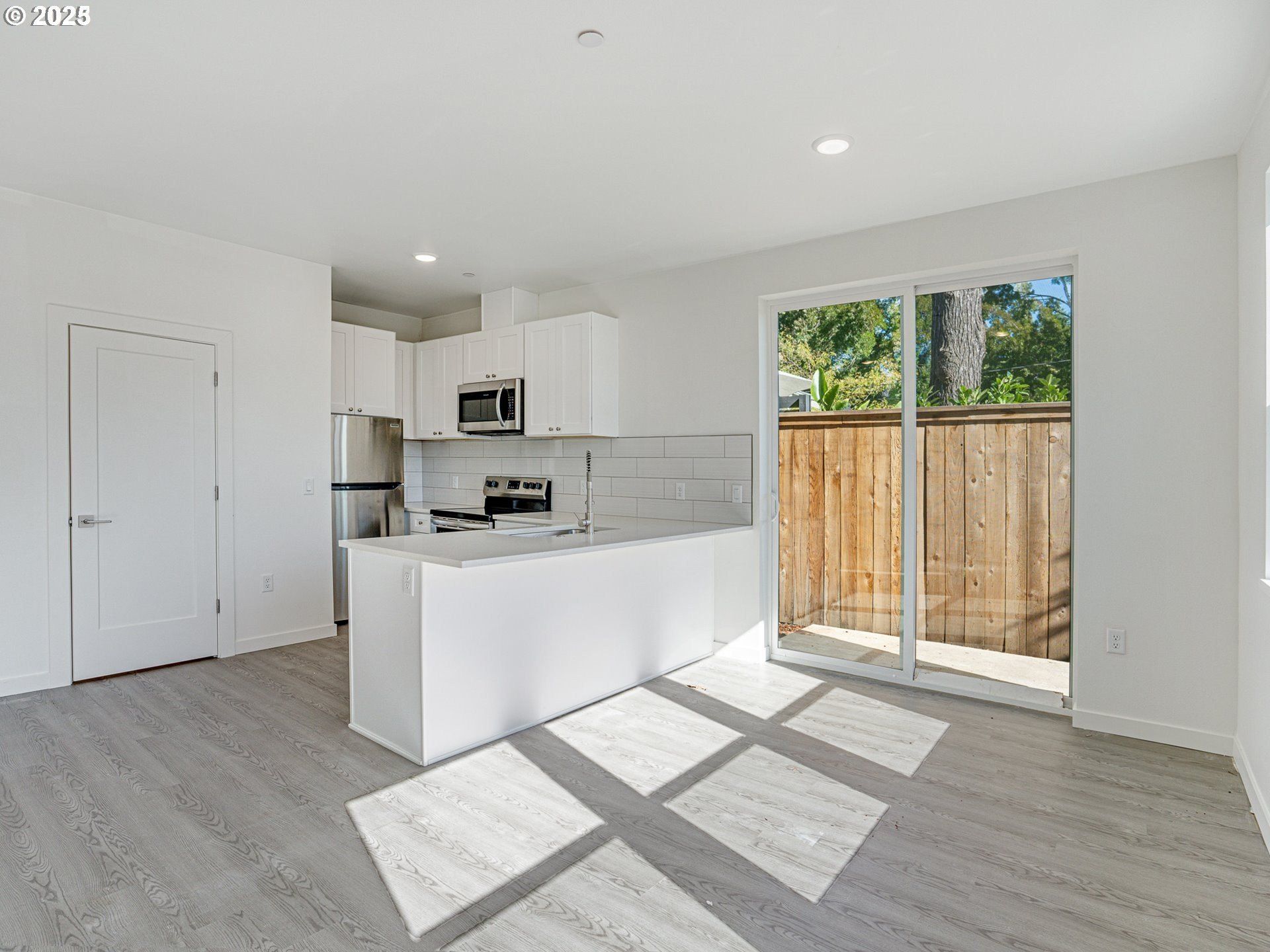 2425 Ne Alberta St. Portland, OR 97211