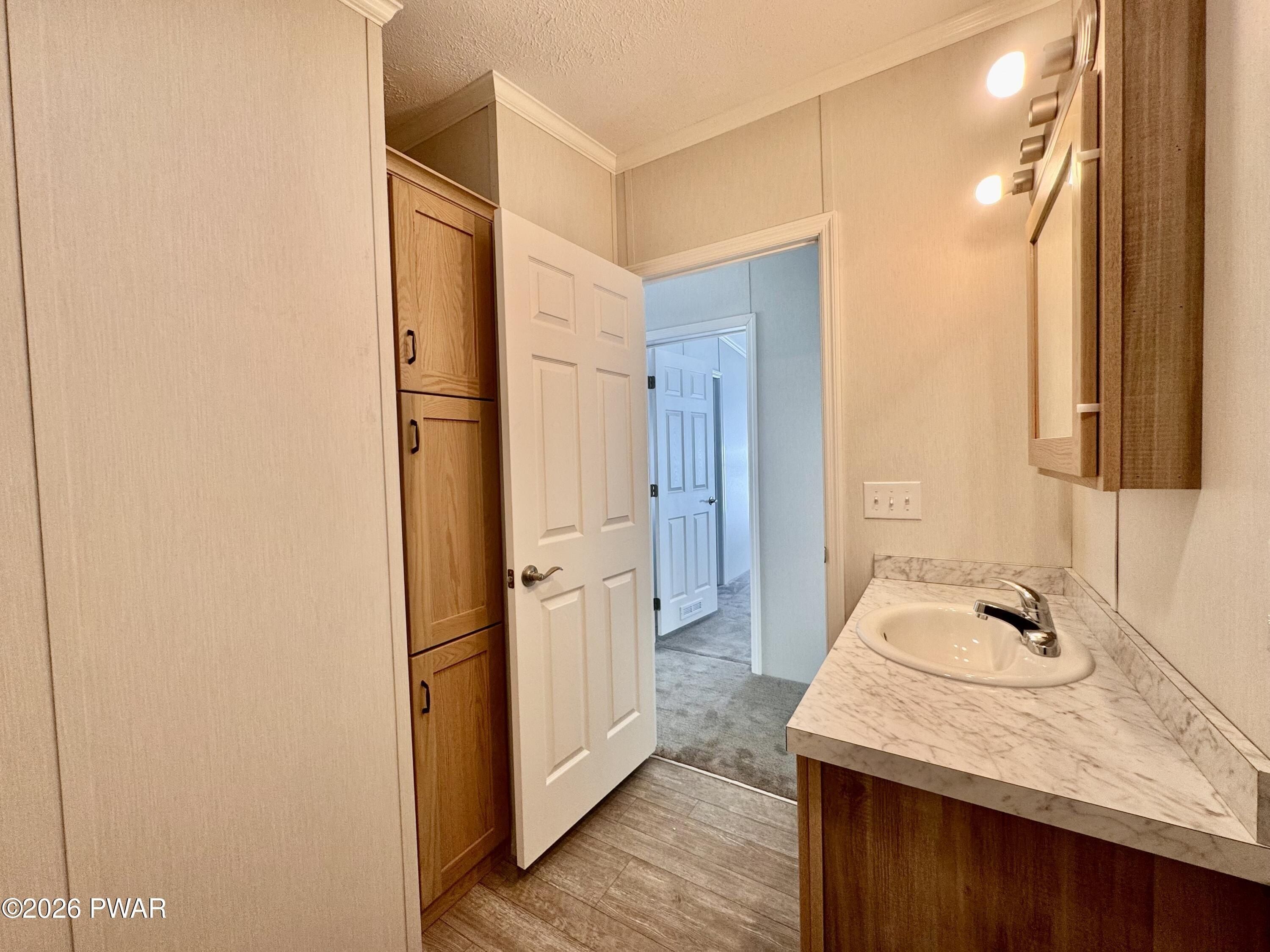 102 Middle Road. Greentown, PA 18426