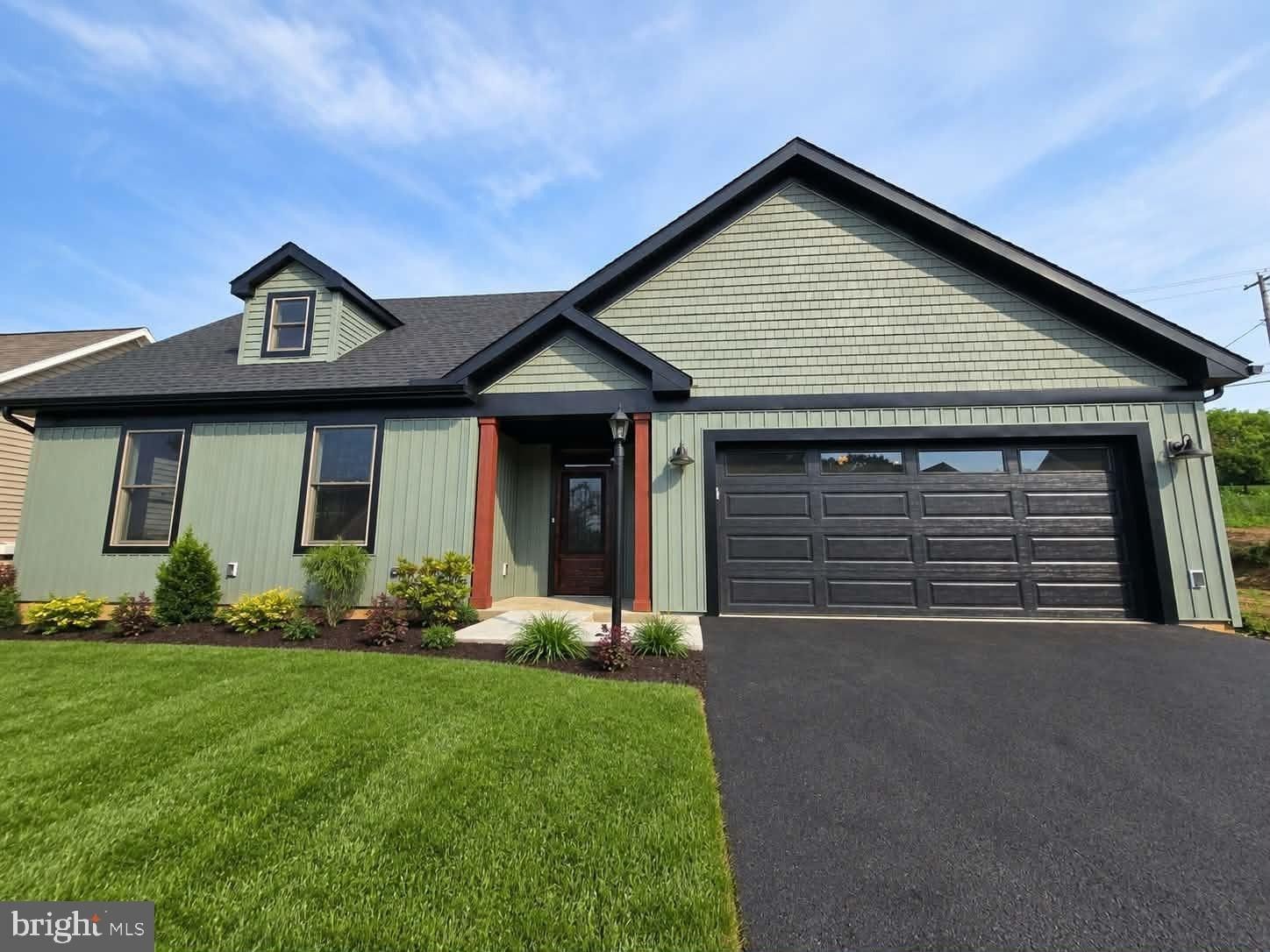 1003 Allwein Drive. Lebanon, PA 17042