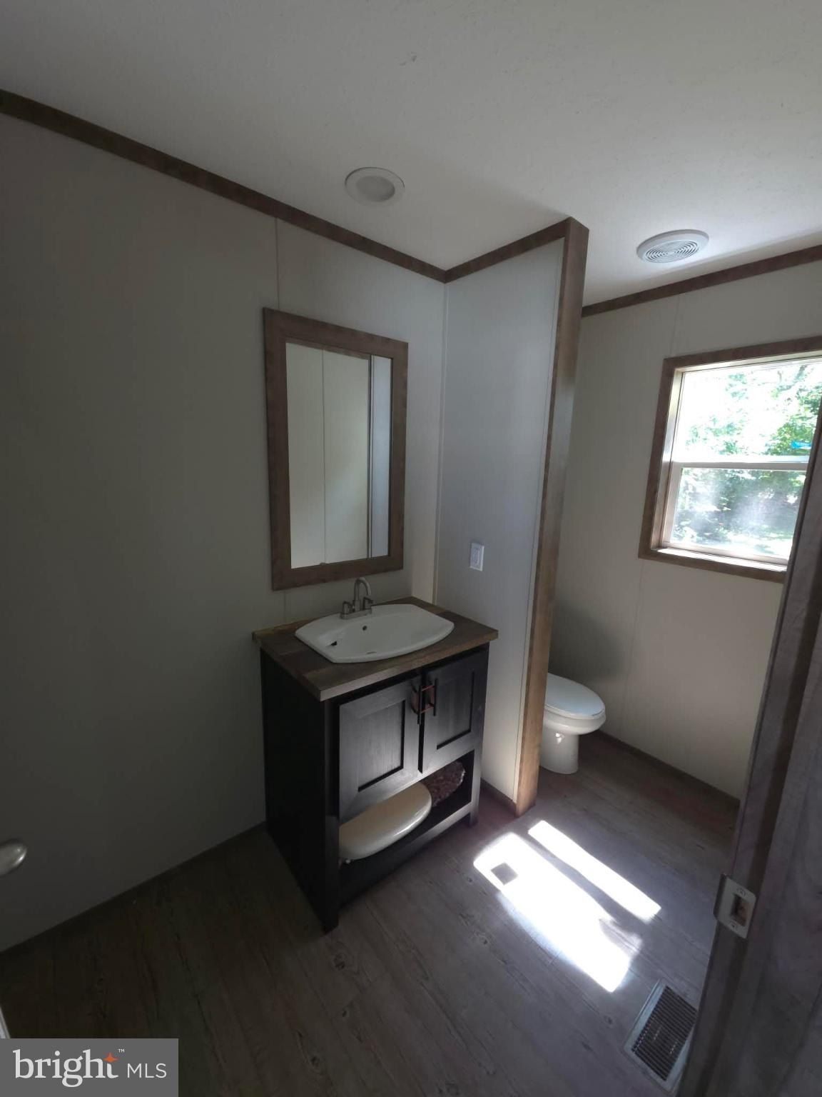 335 Bahama Circle. Carlisle, PA 17015