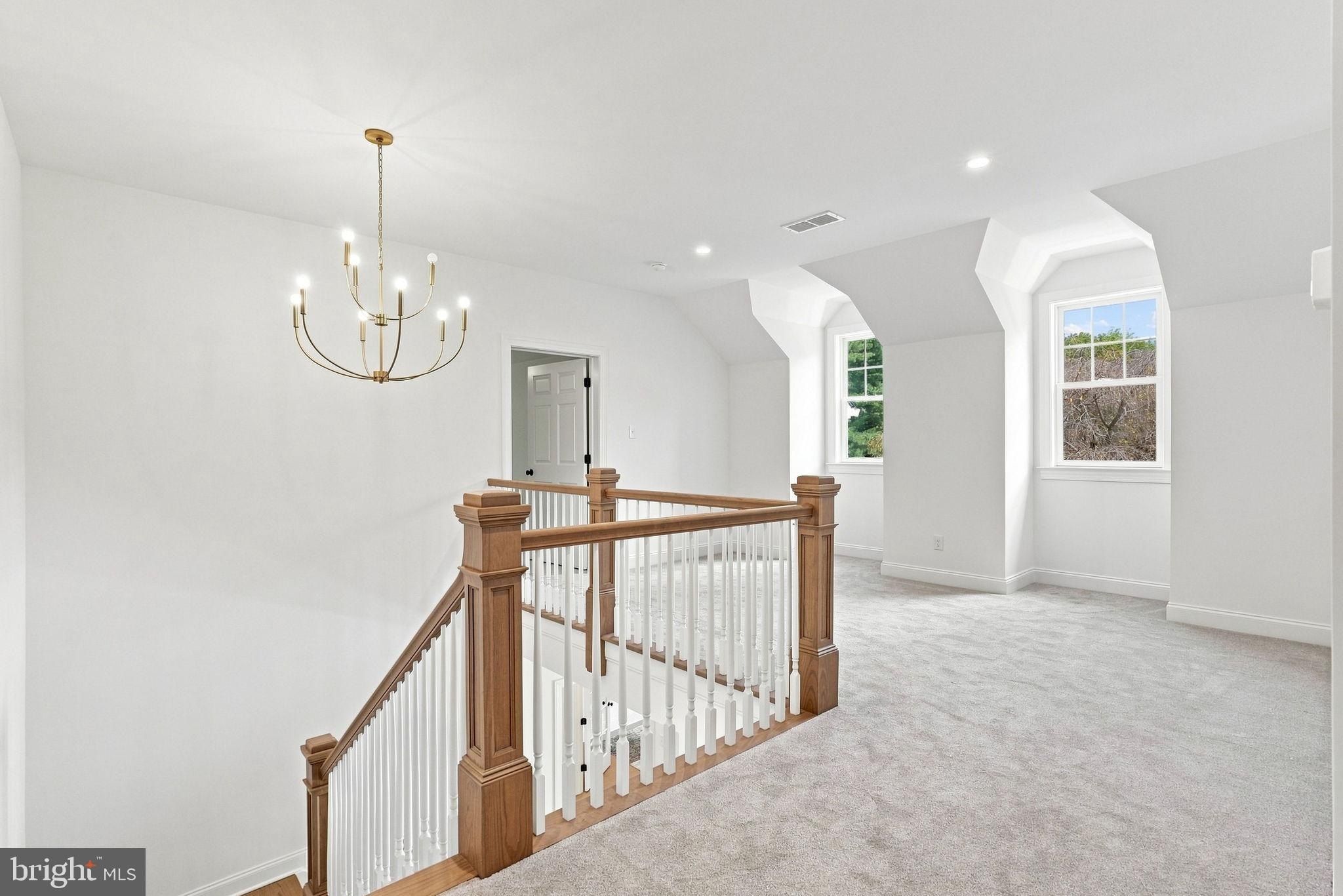 102 Knoxlyn Farm Drive. Kennett Square, PA 19348