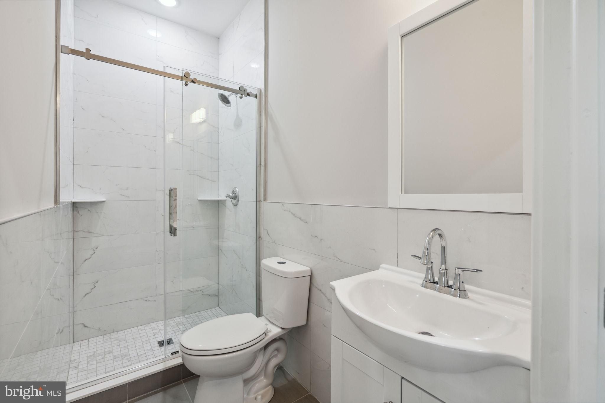 184042 N Gratz Street. Philadelphia, PA 19121