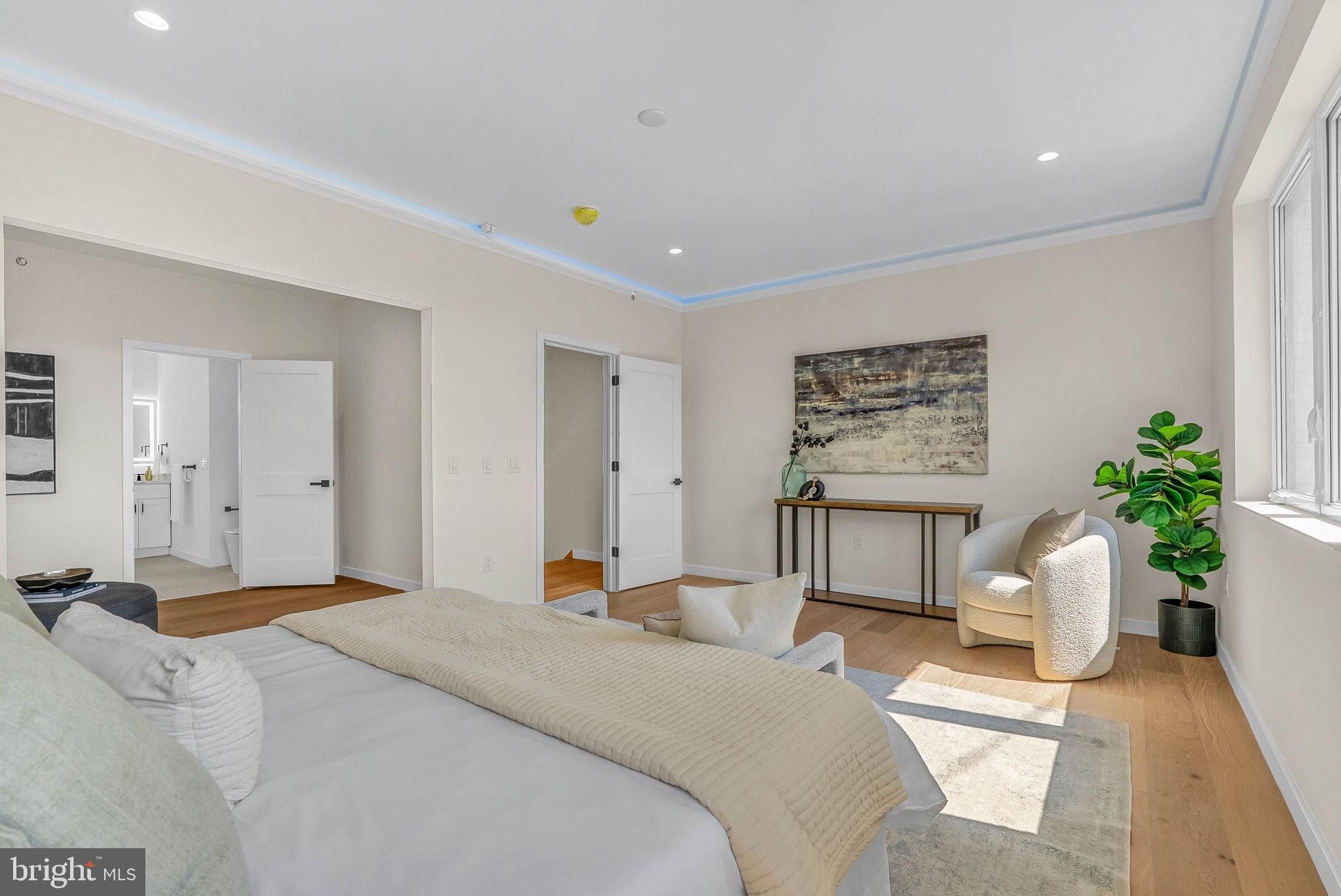 2425 Hartranft Street. Philadelphia, PA 19145