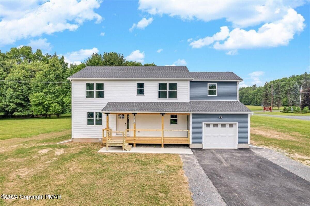 2508 Holly Lane. Kunkletown, PA 18058