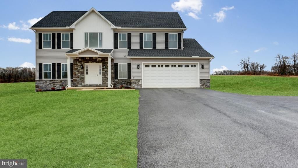 3 Hawthorn Court. Carlisle, PA 17015