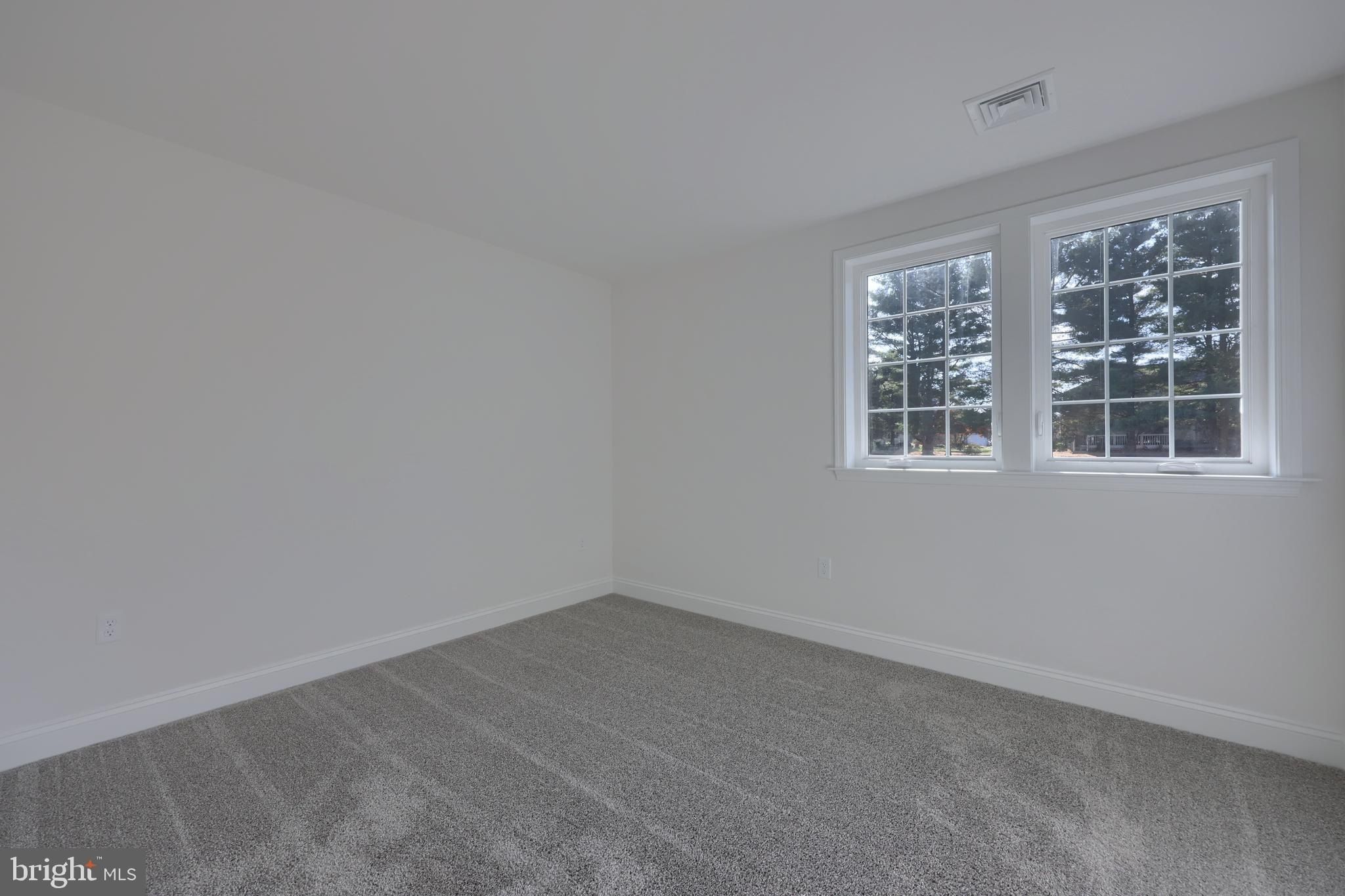 209 Bellaride Lane. Millersville, PA 17551