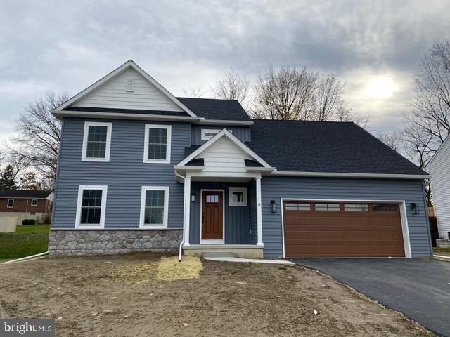 329 W Fritz Avenue. Quarryville, PA 17566