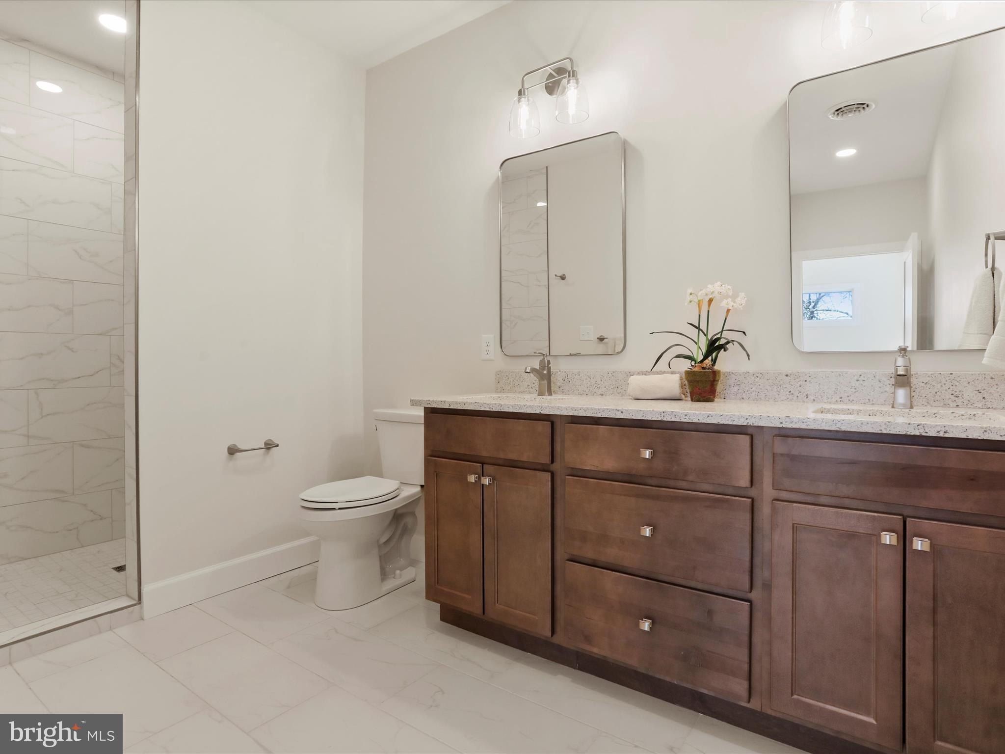 149 Matthew Drive. Chambersburg, PA 17201