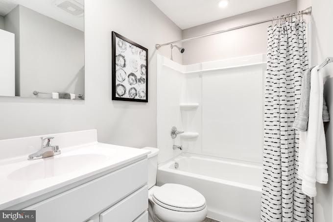 380 Hamilton Lane. Coatesville, PA 19320