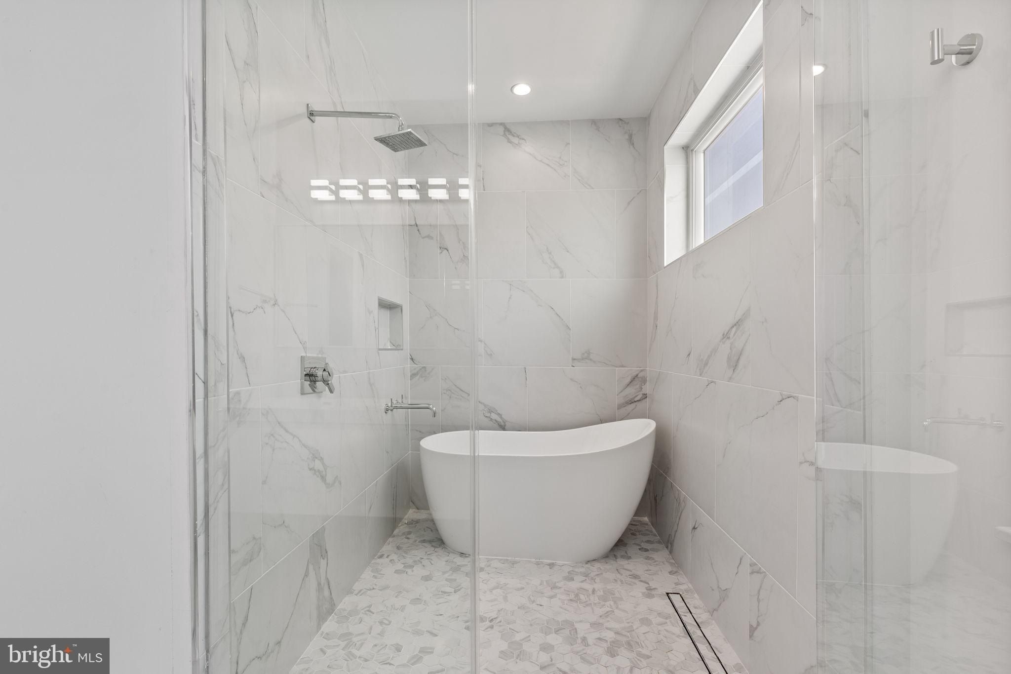 2227 League Street. Philadelphia, PA 19146