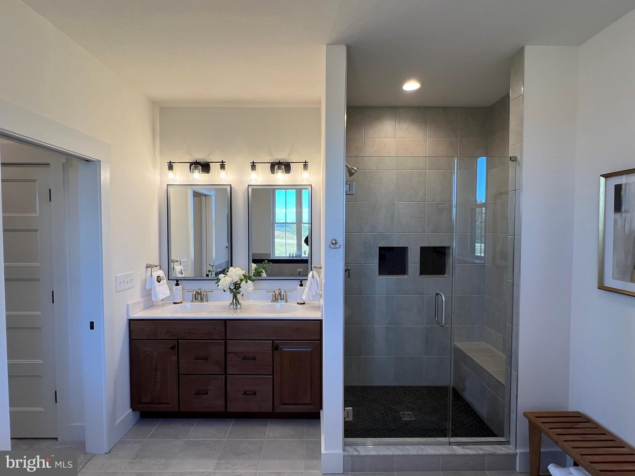 904 Cooper Road Unit 2. Hanover, PA 17331