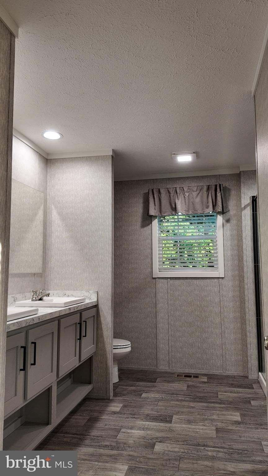 14 W Willow. Palmyra, PA 17078