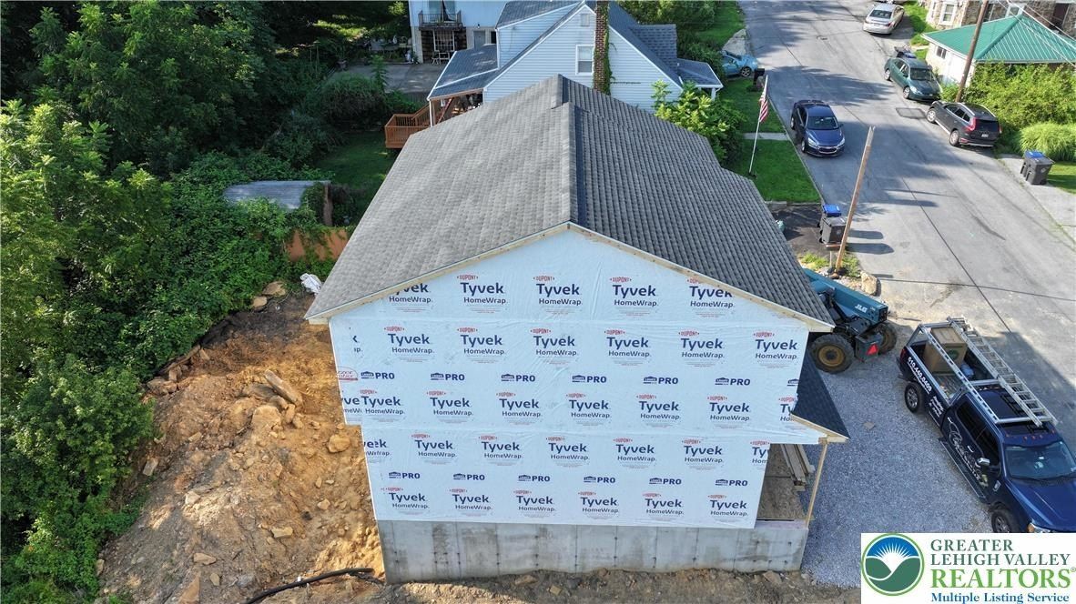 1216 Fretz Avenue. Allentown, PA 18103