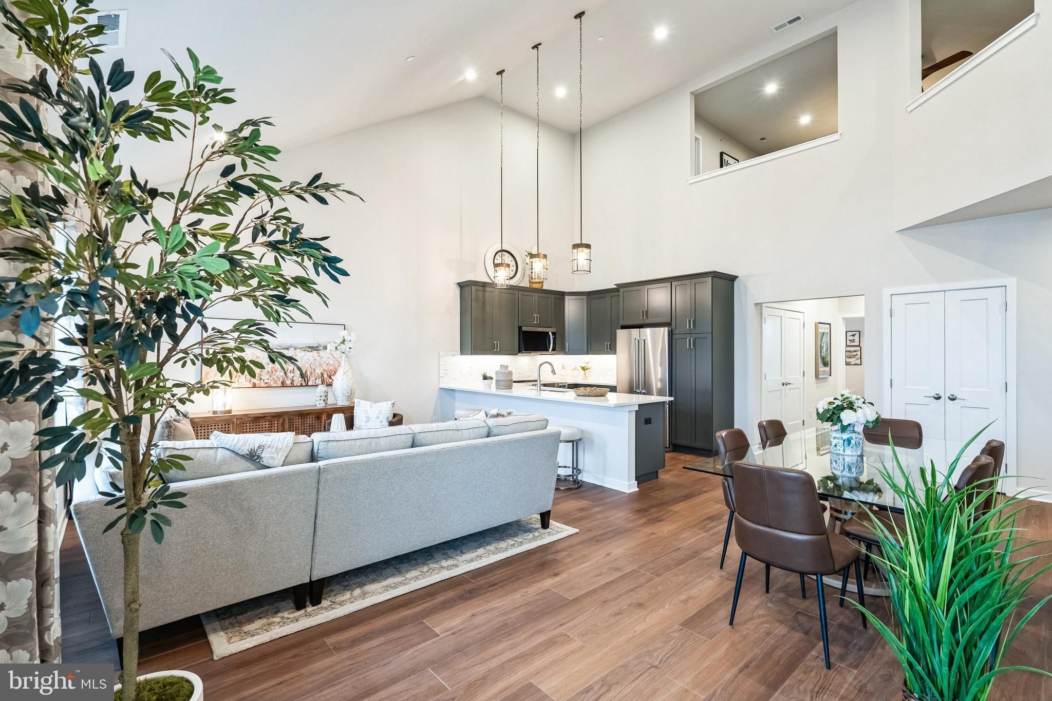 86 Cedar Circle. Levittown, PA 19055