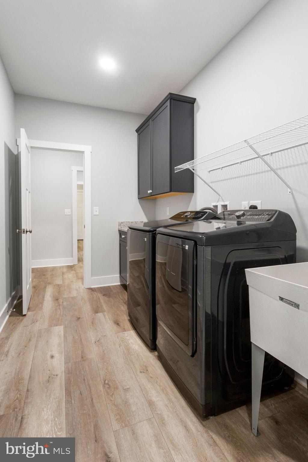 Log Cabin Road. York, PA 17408