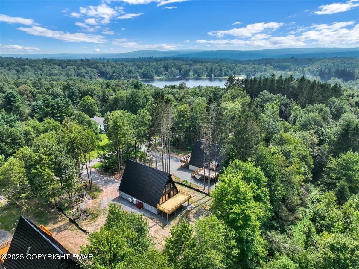 257 Lidio Road. Blakeslee, PA 18610