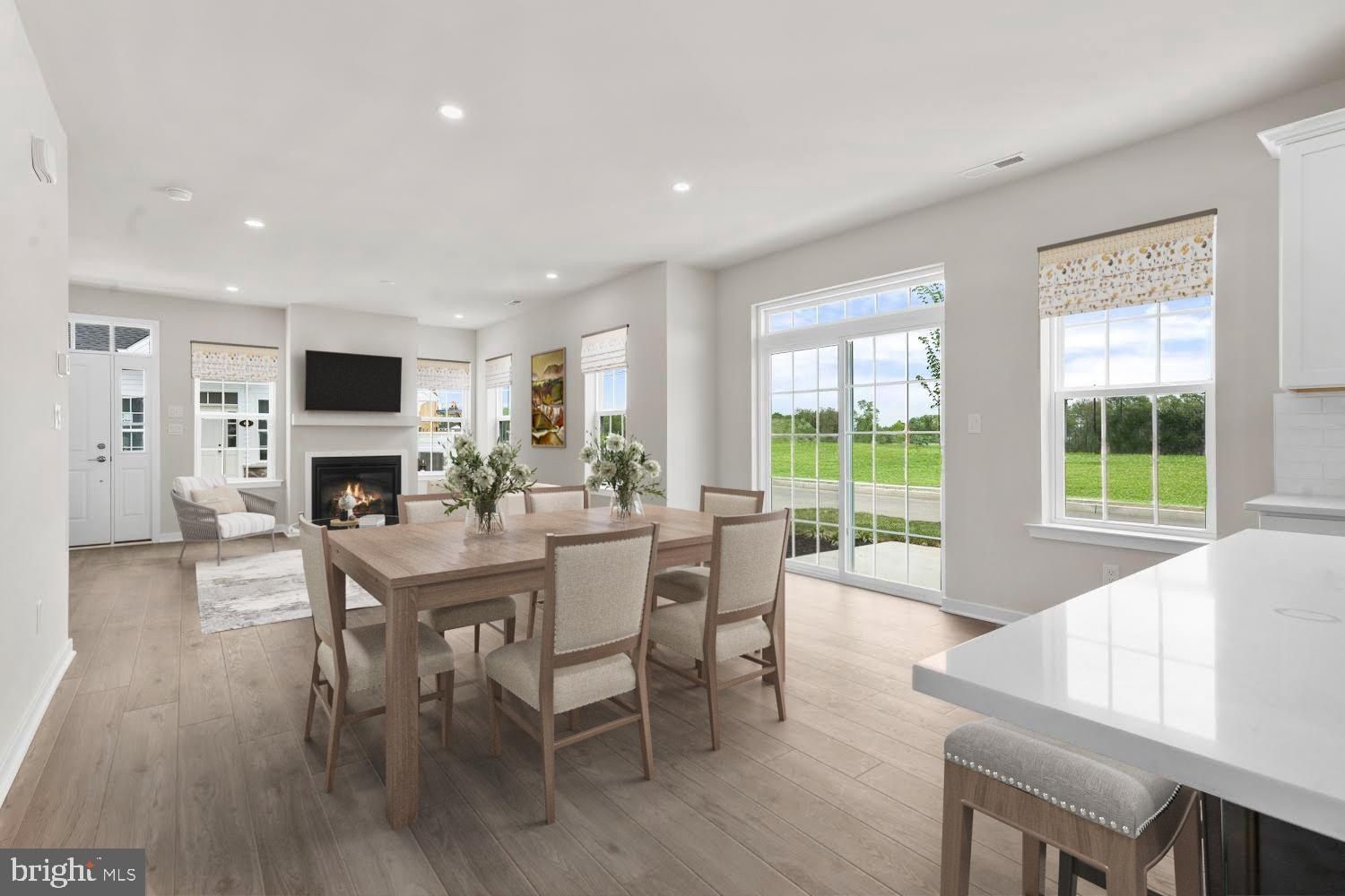 35 Cedar Circle. Levittown, PA 19055