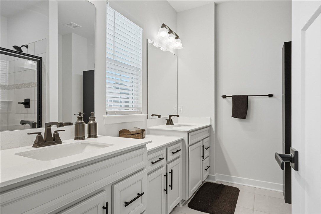 481 Nolan Cir. Cranberry Twp, PA 16066