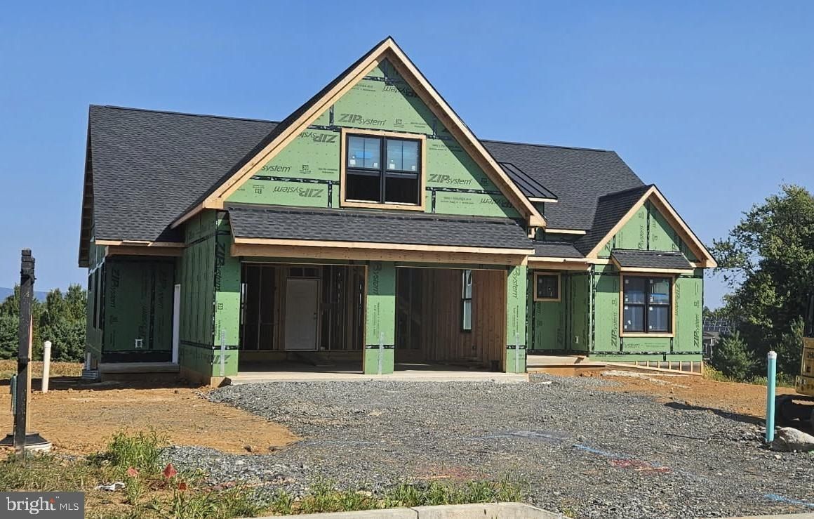 1006 Stonehill Lane. Carlisle, PA 17015