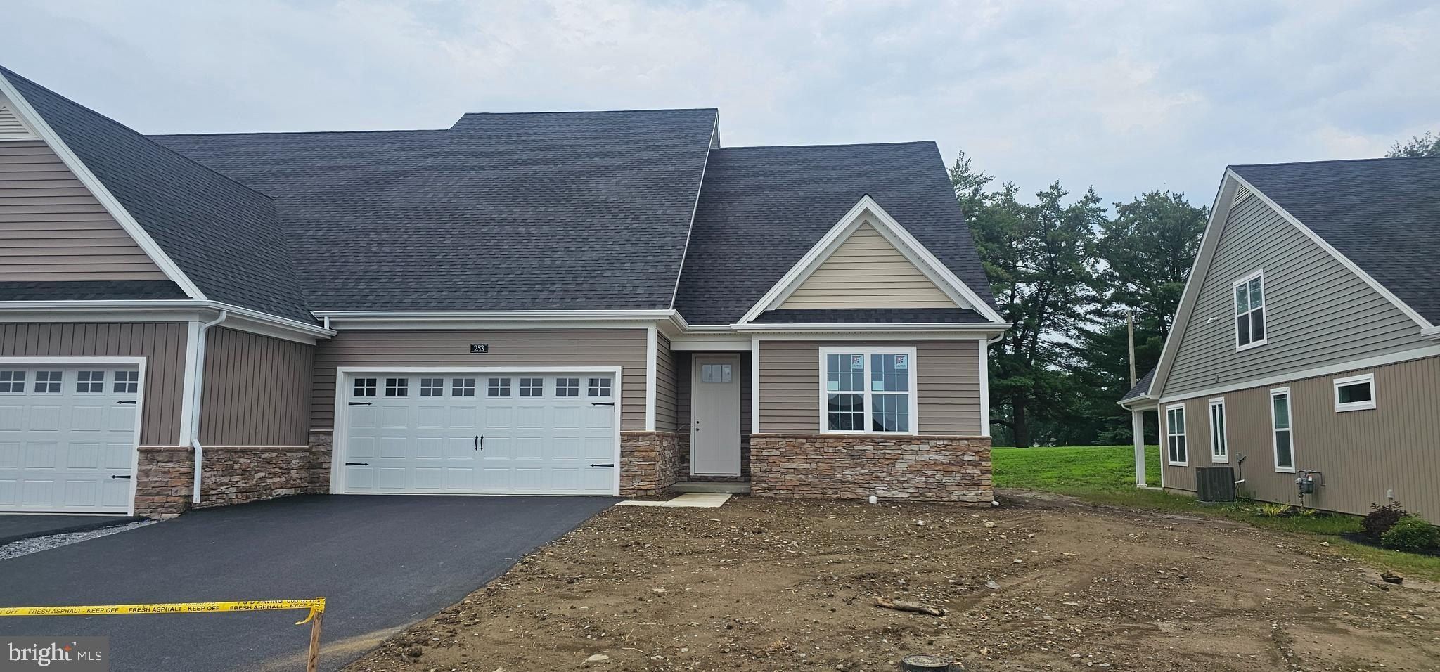 253 Bellaride Lane Unit 52. Millersville, PA 17551