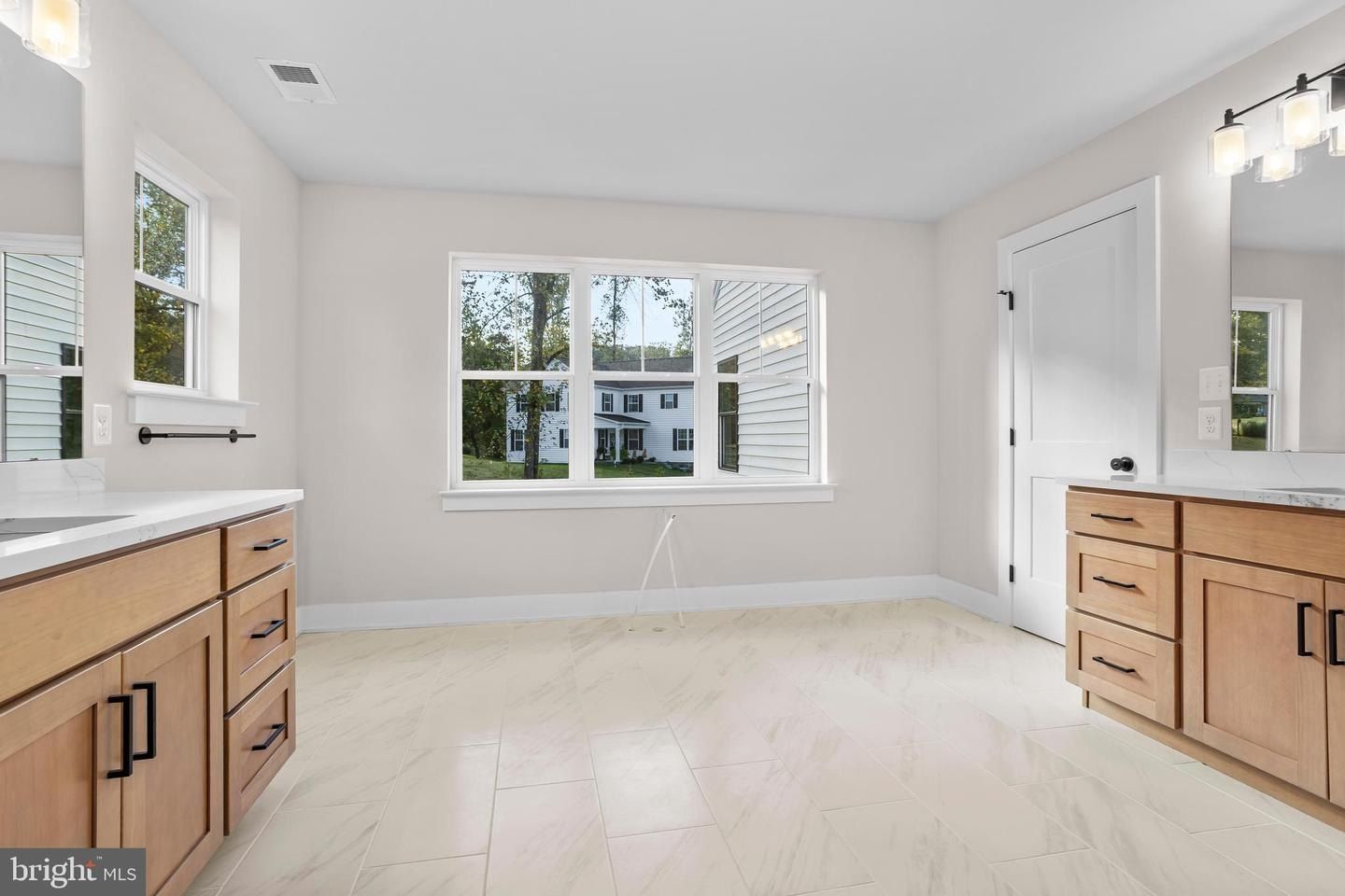 116 Ivy Mills Rd. Glen Mills, PA 19342