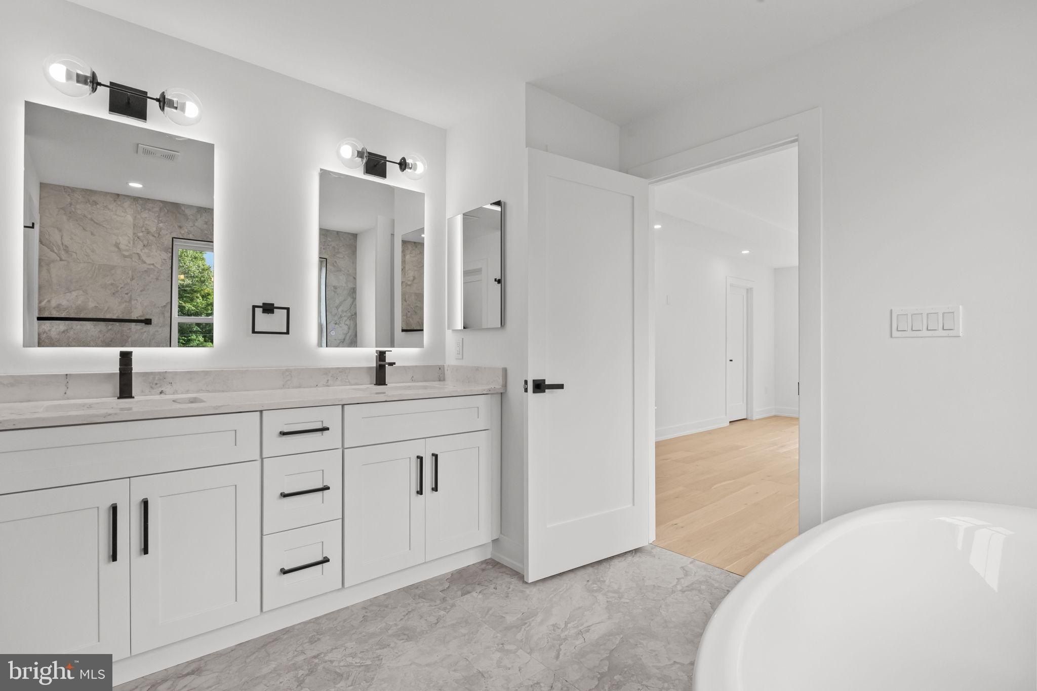 10 Churchville Lane. Churchville, PA 18966