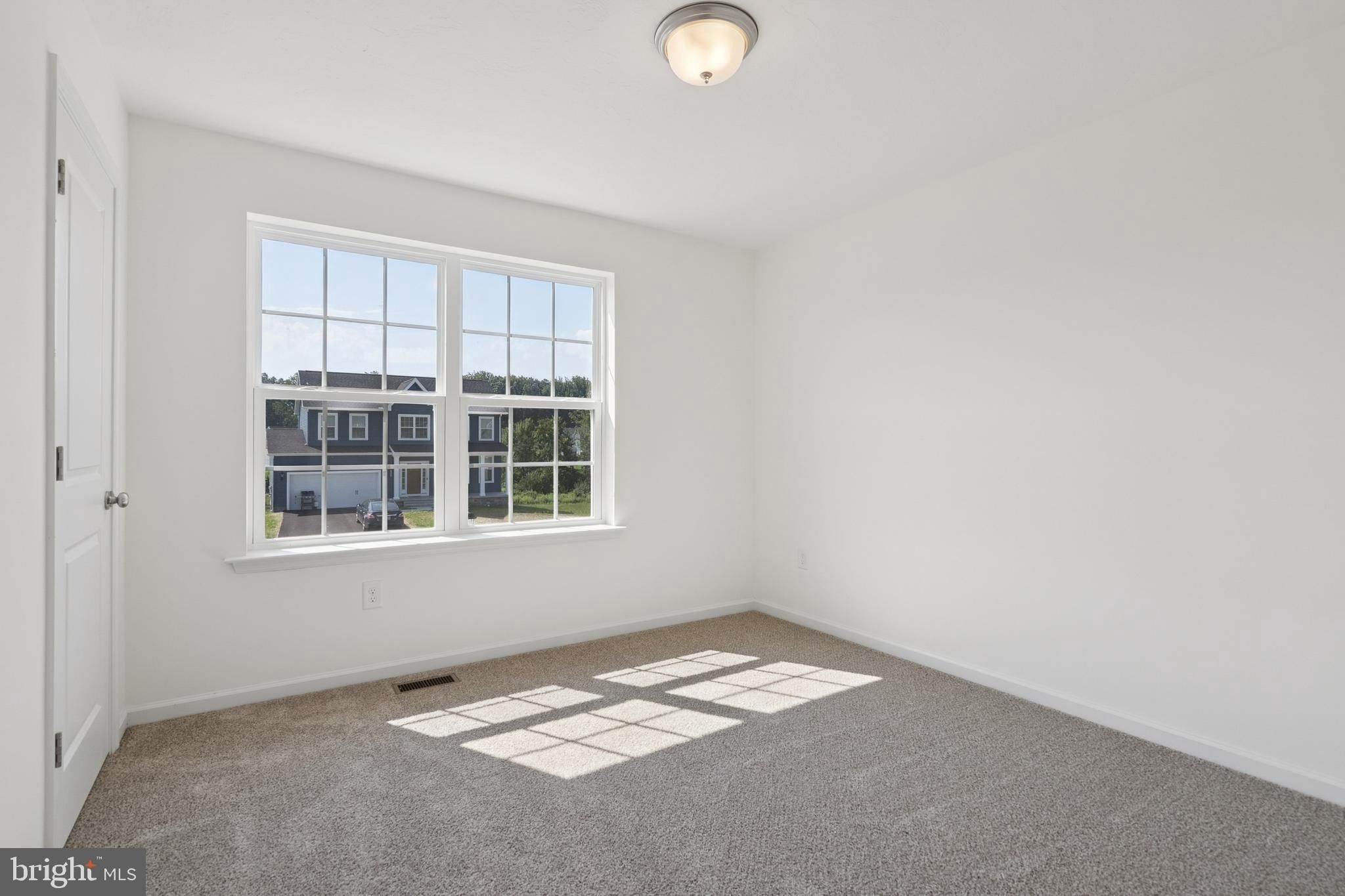 105 Antietam Run Unit 118. Hanover, PA 17331