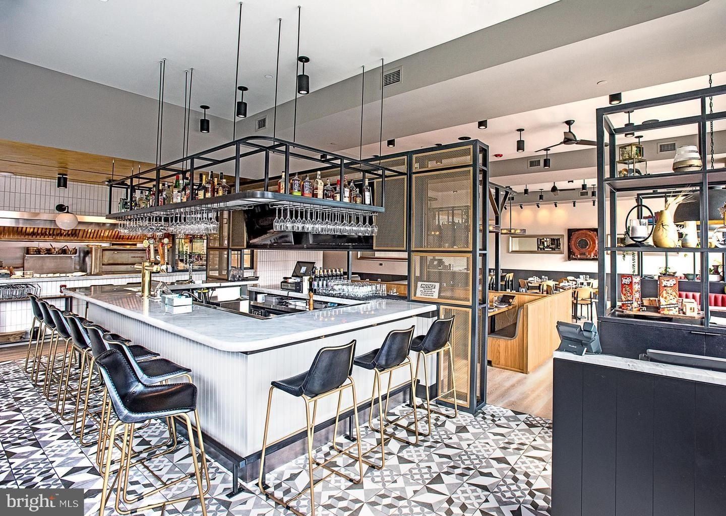 909 E Willow Grove Avenue. Glenside, PA 19038