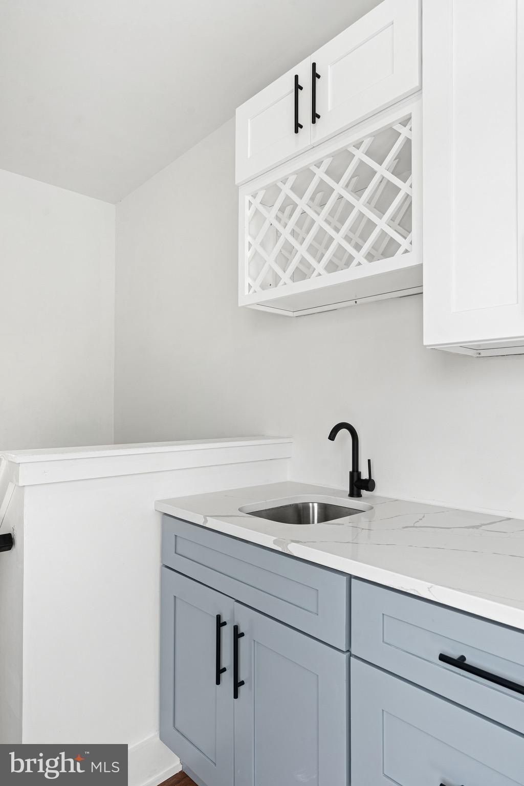 2650 Earp Street. Philadelphia, PA 19146