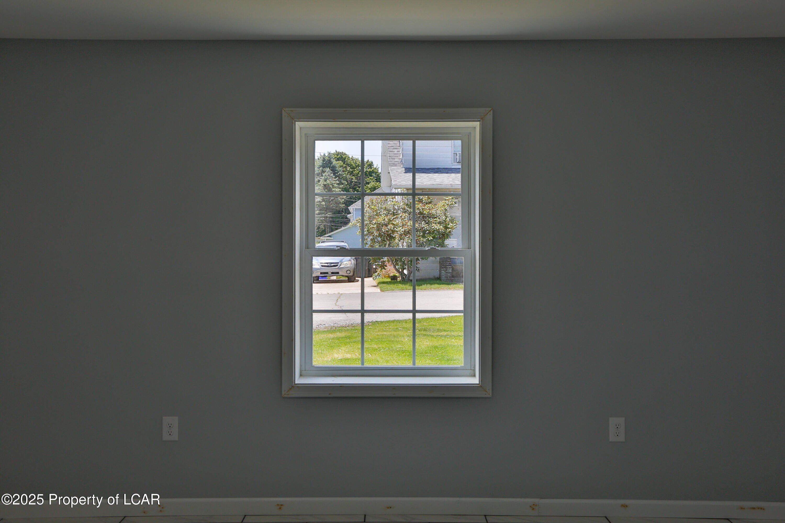 43 Hill Street. West Wyoming, PA 18644