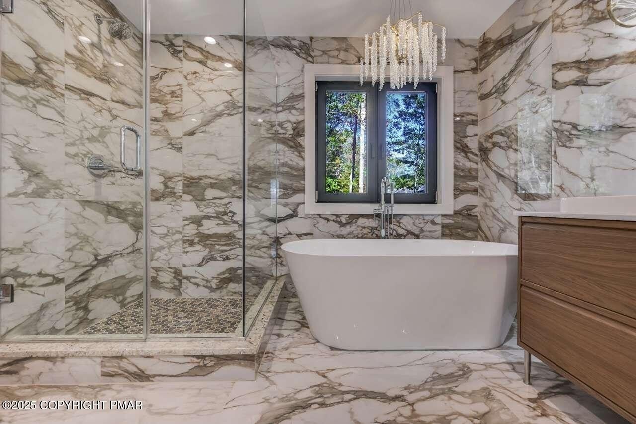 541 Chancellor Road. East Stroudsburg, PA 18302