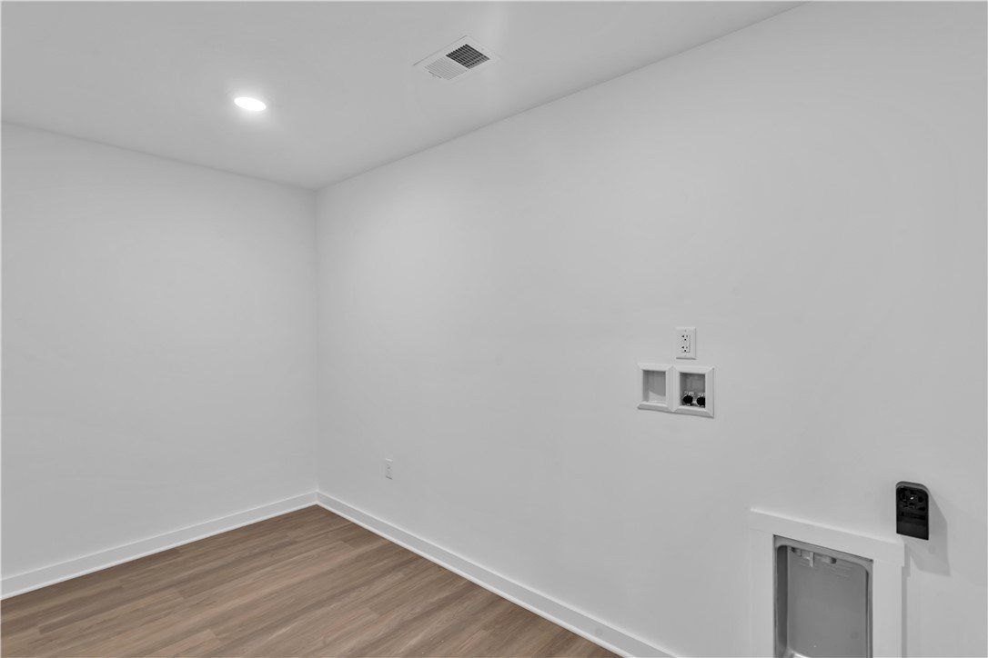 315 William Drive. Pittsburgh, PA 15239