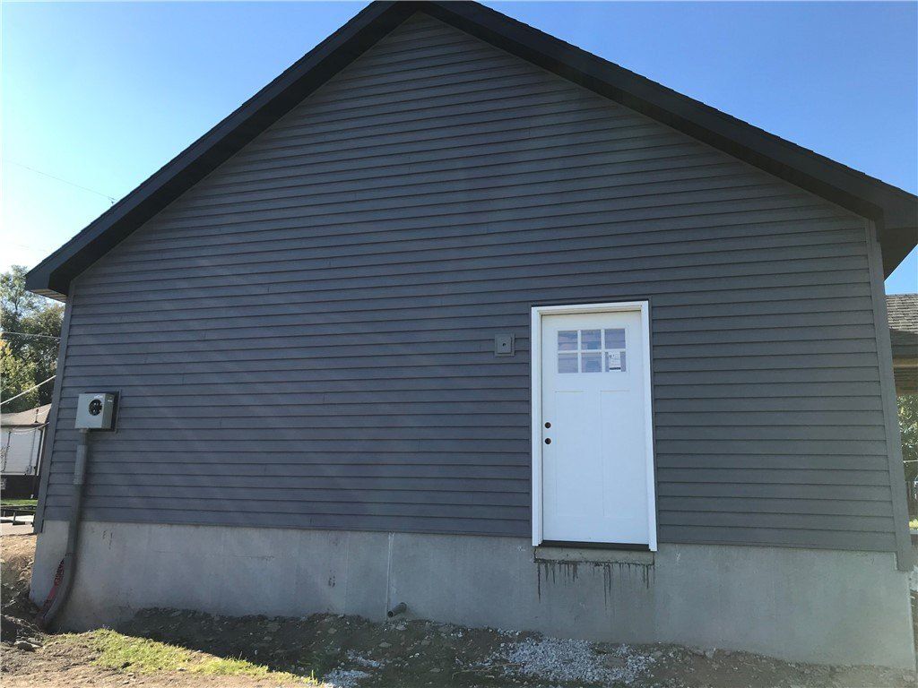 206 Fairview. Uniontown, PA 15401